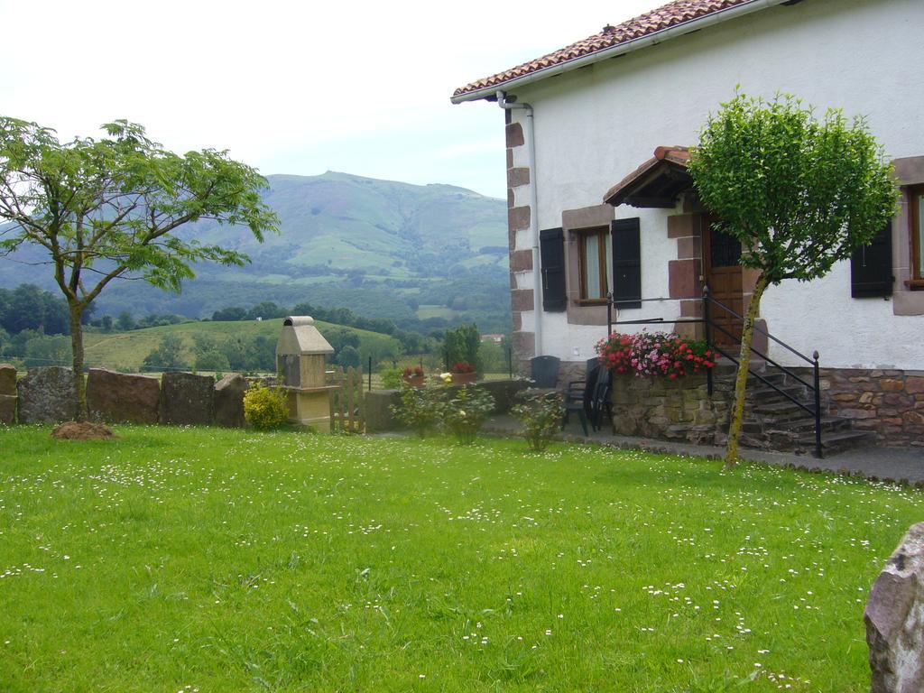 Casa Rural Petisansenea II Zuaztoy de Azpilcueta Exterior photo