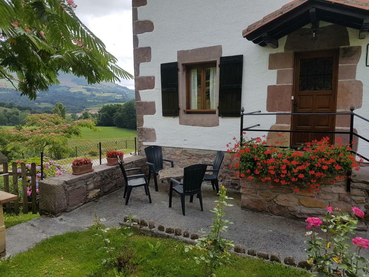 Casa Rural Petisansenea II Zuaztoy de Azpilcueta Exterior photo